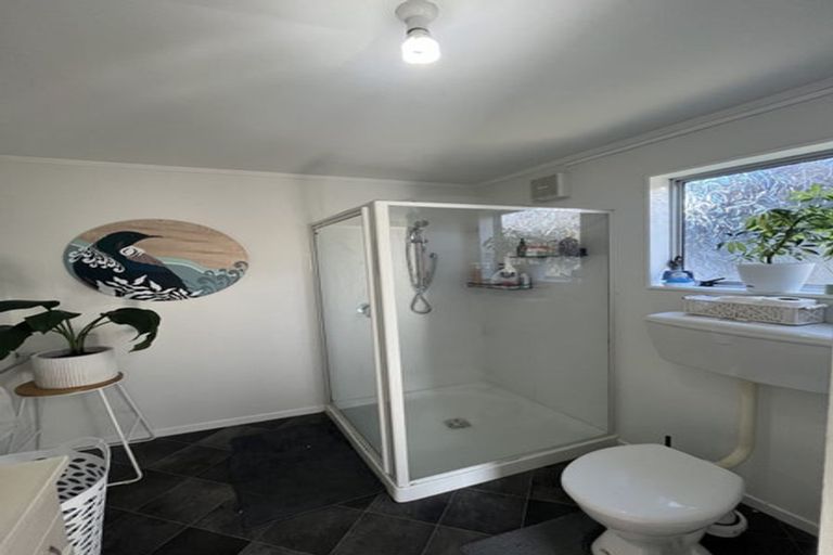 Photo of property in 9-11 Thimble Lane, Whitby, Porirua, 5024