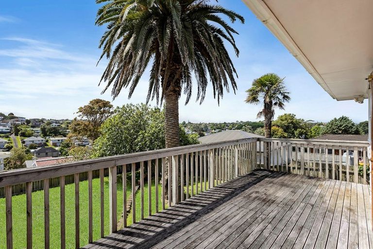 Photo of property in 2/80 Archers Road, Glenfield, Auckland, 0629