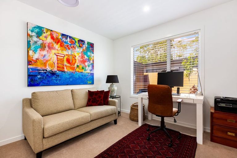 Photo of property in 25 Phoenix Palms Grove, Levin, 5510