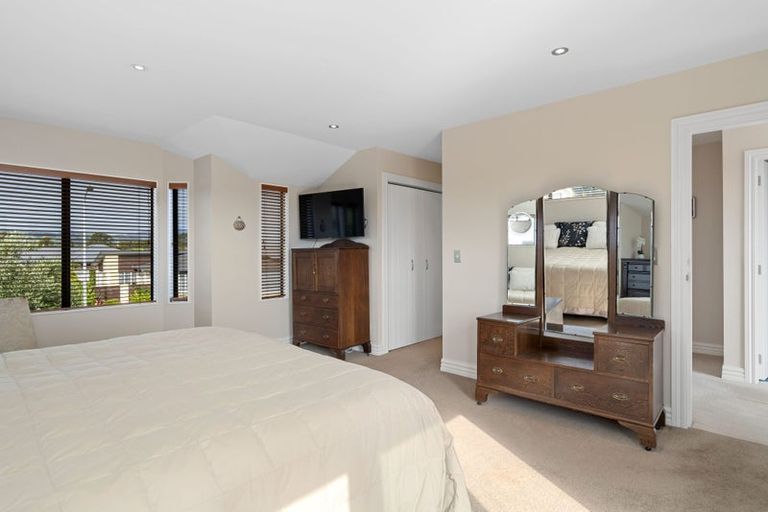 Photo of property in 93 Regent Drive, Paraparaumu Beach, Paraparaumu, 5032