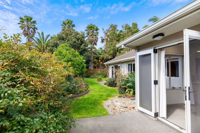 Photo of property in 7 Saint Clair Place, Papamoa Beach, Papamoa, 3118