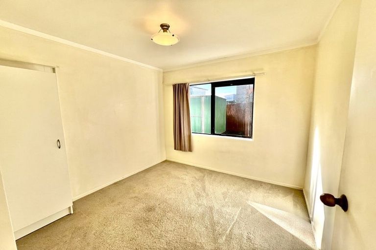 Photo of property in 2/127 Moore Street, Howick, Auckland, 2014