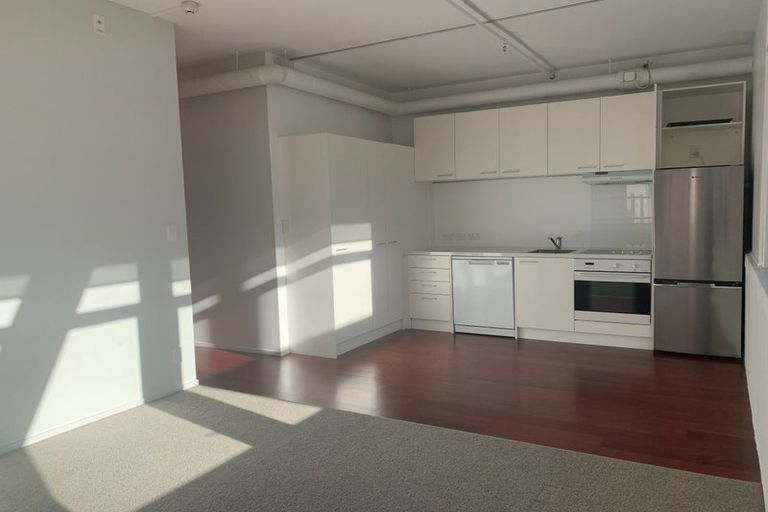 Photo of property in Rostrevor House, 3/130a Vivian Street, Te Aro, Wellington, 6011