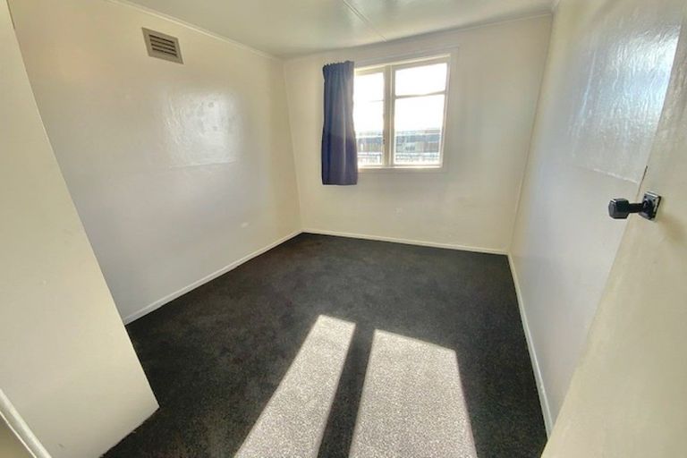 Photo of property in 16 Crathie Crescent, Tokoroa, 3420