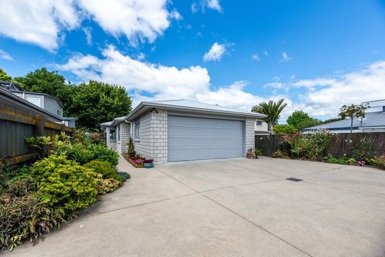 Photo of property in 45c Russley Drive, Mount Maunganui, 3116