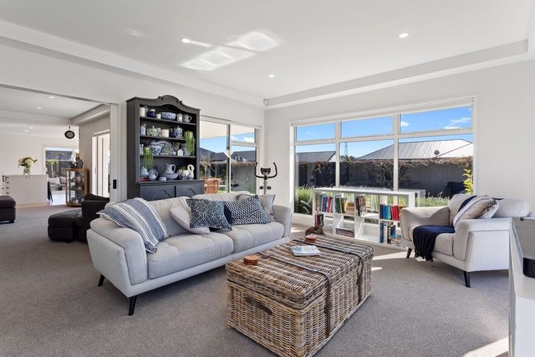 Photo of property in 11 Gerard Place, Rangiora, 7400