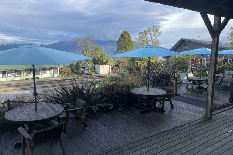 Photo of property in 40 Koe Street, Moana, 7872