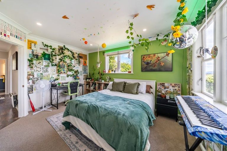 Photo of property in 71a Wyndrum Avenue, Waterloo, Lower Hutt, 5011