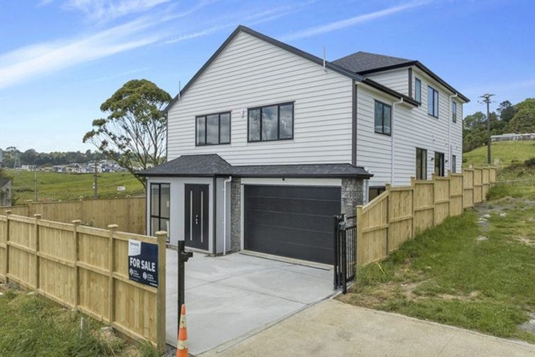 Photo of property in 2a Ballyalton Crescent, Flat Bush, 2019