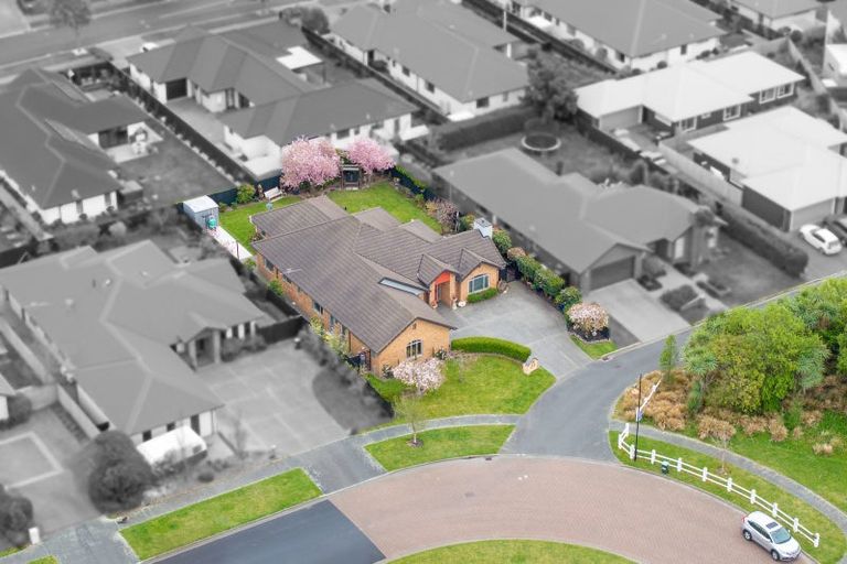 Photo of property in 24 Date Crescent, Aidanfield, Christchurch, 8025