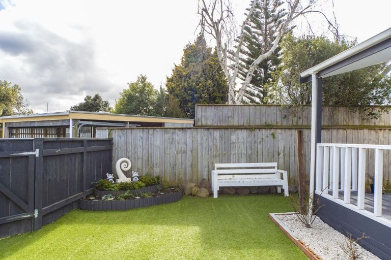 Photo of property in 32b Somerset Crescent, Highbury, Palmerston North, 4412