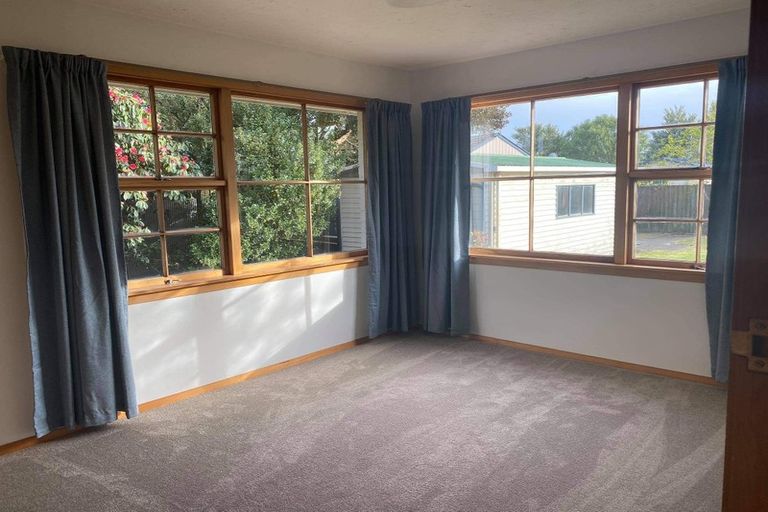 Photo of property in 461 Mairehau Road, Parklands, Christchurch, 8083