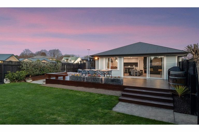 Photo of property in 92 Warden Street, Richmond, Christchurch, 8013