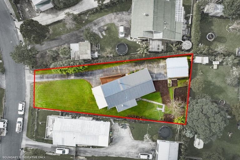 Photo of property in 15 Foster Crescent, Snells Beach, 0920