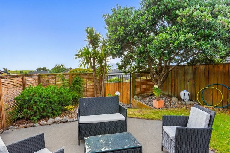 Photo of property in 5 Cadastral Court, Paraparaumu, 5032