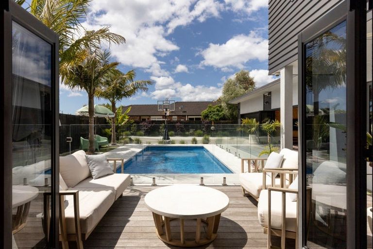 Photo of property in 35 Rota Close, Papamoa Beach, Papamoa, 3118
