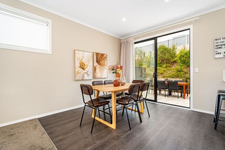 Photo of property in 5 Koreke Close, Kenepuru, Porirua, 5022