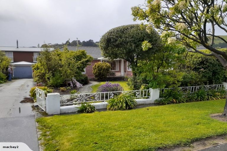 Photo of property in 17 Lascelles Street, Saint Martins, Christchurch, 8022