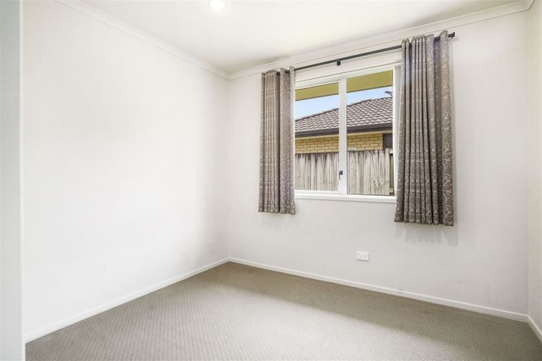 Photo of property in 11 Holcroft Place, Huntington, Hamilton, 3210