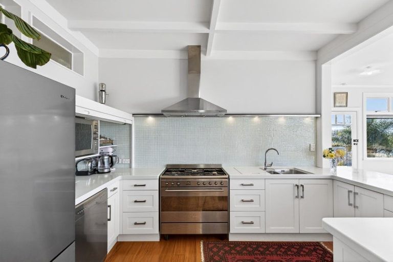 Photo of property in 40 Hospital Terrace, Hospital Hill, Napier, 4110