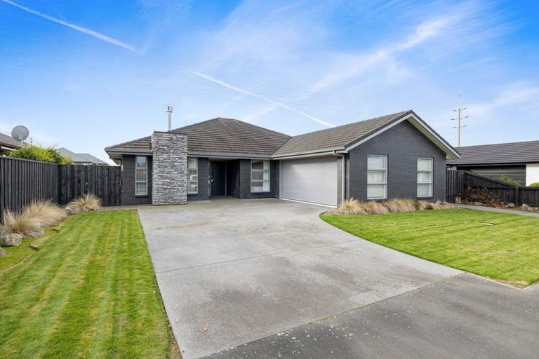 Photo of property in 32 Parklea Avenue, Halswell, Christchurch, 8025