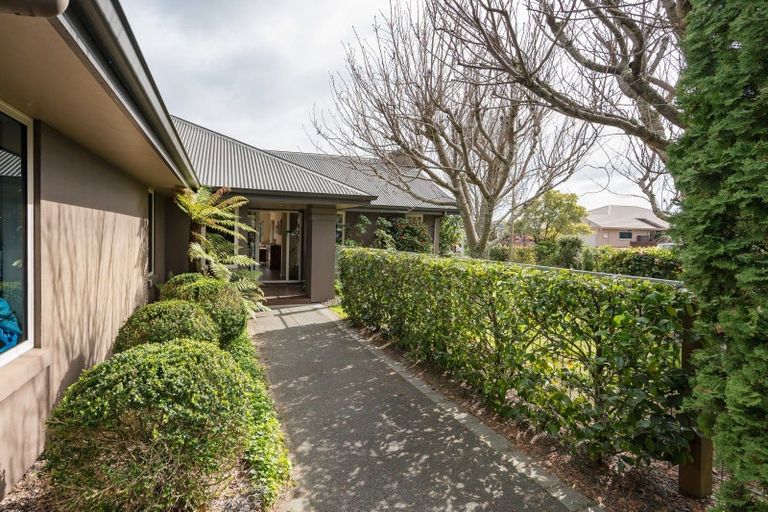 Photo of property in 76 Templemore Drive, Richmond, 7020