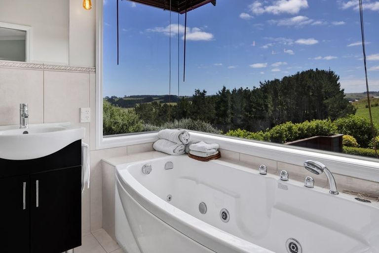 Photo of property in 355 Ngawhini Road, Hawera, 4674