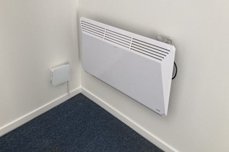 Photo of property in 30 Redwood Drive, Massey, Auckland, 0614