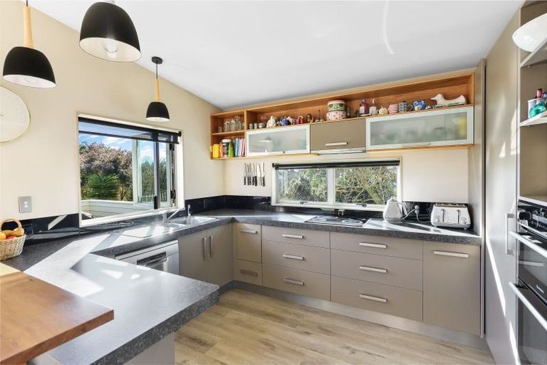 Photo of property in 16 Logan Court, Chartwell, Hamilton, 3210