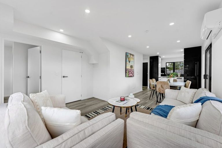 Photo of property in 158a Pigeon Mountain Road, Half Moon Bay, Auckland, 2012