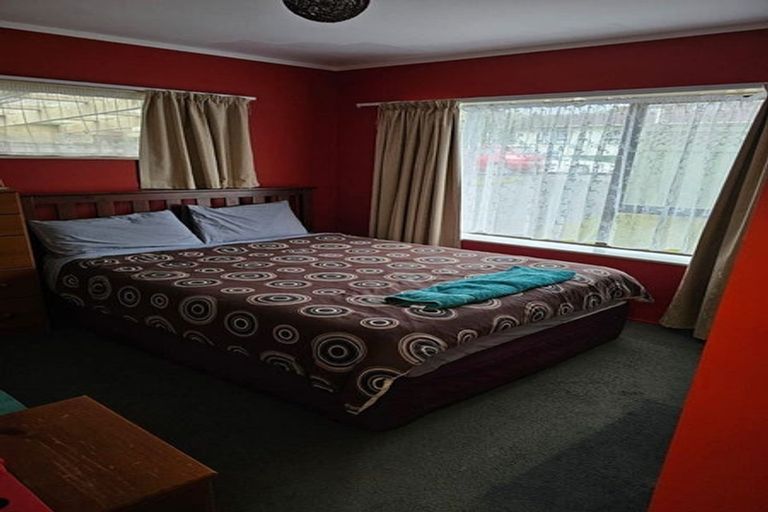 Photo of property in 33 Woodridge Drive, Woodridge, Wellington, 6037