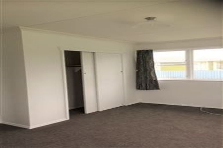 Photo of property in 46 Duke Street, Levin, 5510