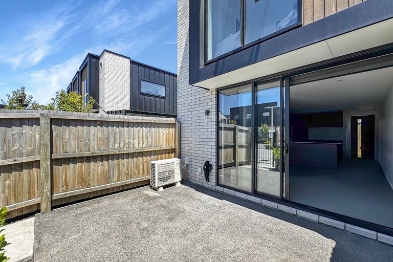 Photo of property in 3/329 Lincoln Road, Addington, Christchurch, 8024