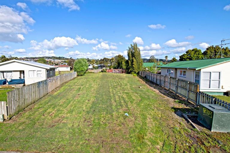 Photo of property in 23 Belgrave Place, Papakura, 2110