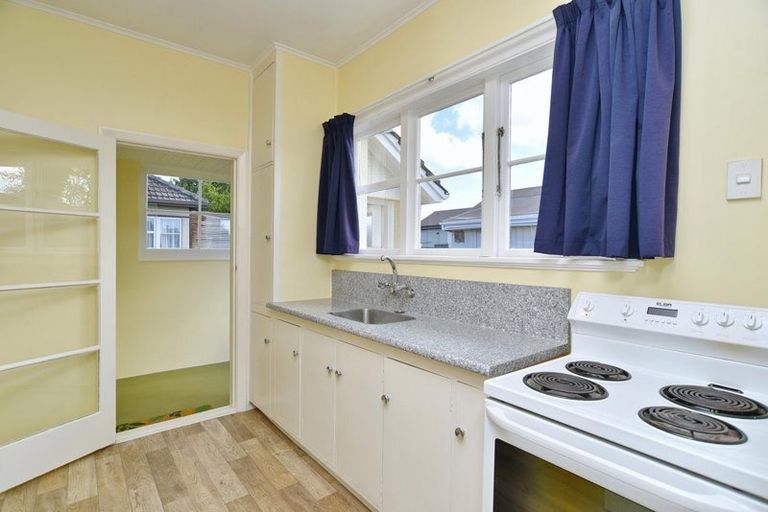 Photo of property in 2/50 Radley Street, Woolston, Christchurch, 8023