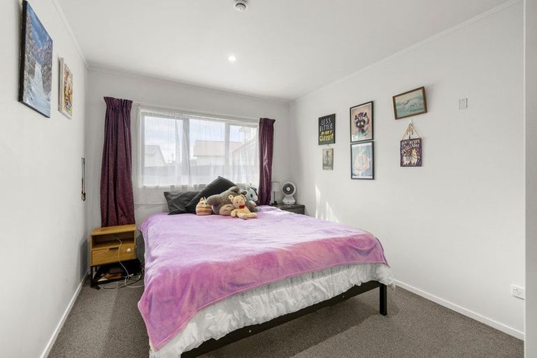 Photo of property in 6 Helen Place, Raglan, 3225