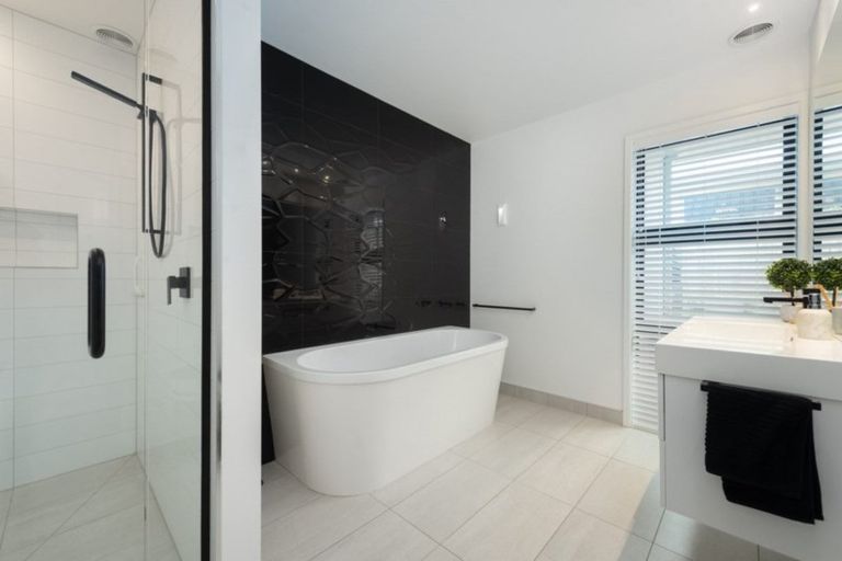 Photo of property in 287 Lakes Boulevard, Pyes Pa, Tauranga, 3112