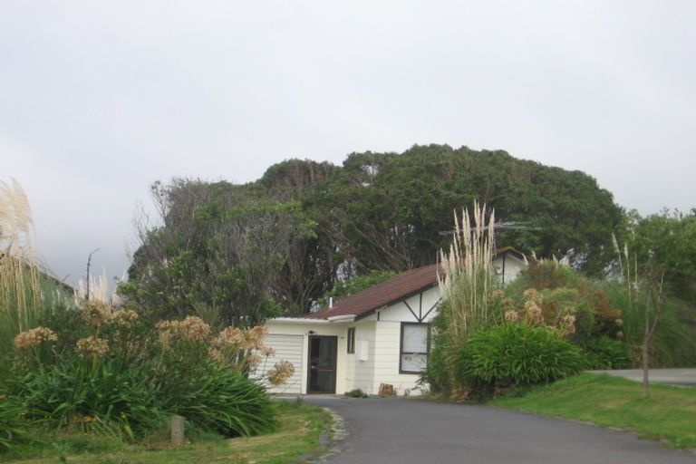 Photo of property in 23a Parkinson Close, Whitby, Porirua, 5024
