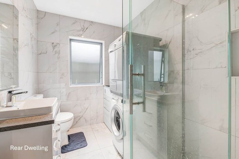 Photo of property in 30 Salamanca Road, Sunnynook, Auckland, 0620