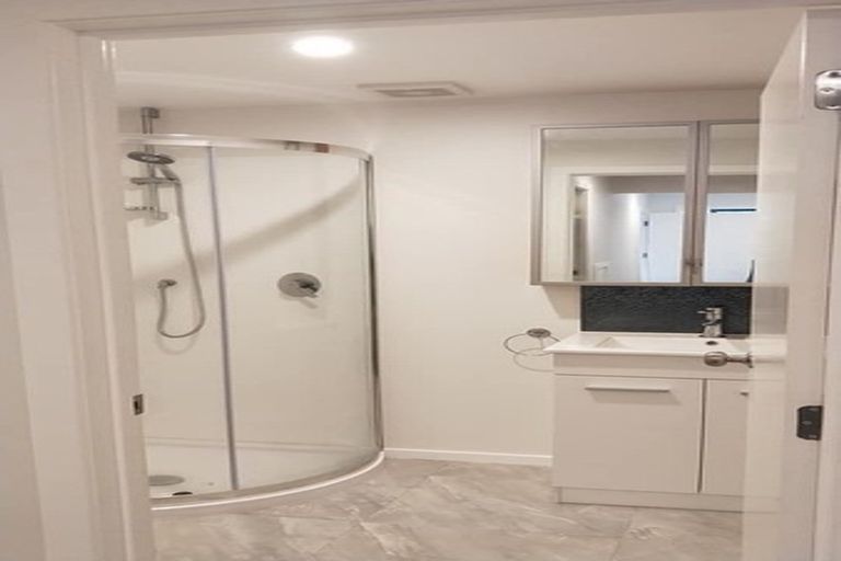 Photo of property in 6/25 Orion Place, Hillcrest, Auckland, 0627