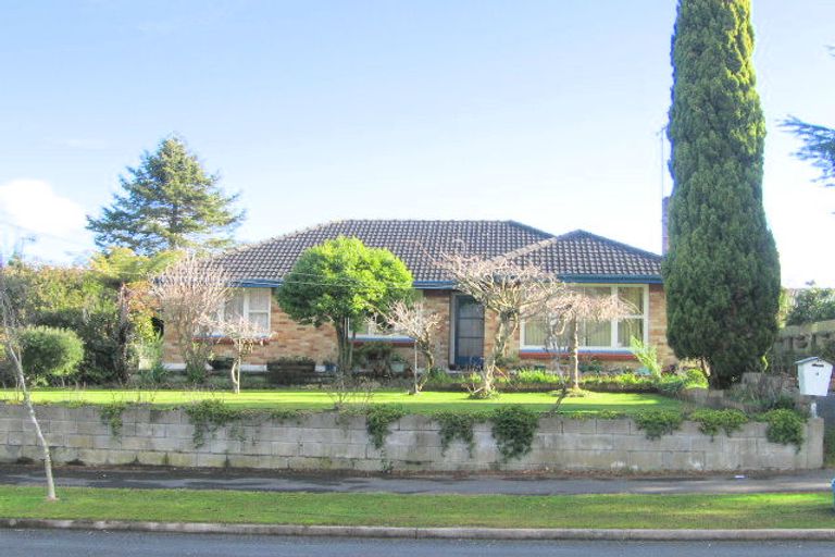 Photo of property in 4 Anderson Road, Deanwell, Hamilton, 3206