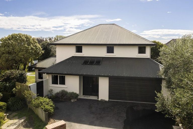 Photo of property in 56 Blue Gum Place, New Brighton, Christchurch, 8083