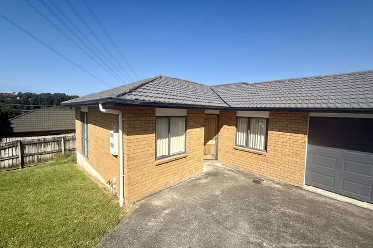 Photo of property in 10 Exotic Place, Massey, Auckland, 0614