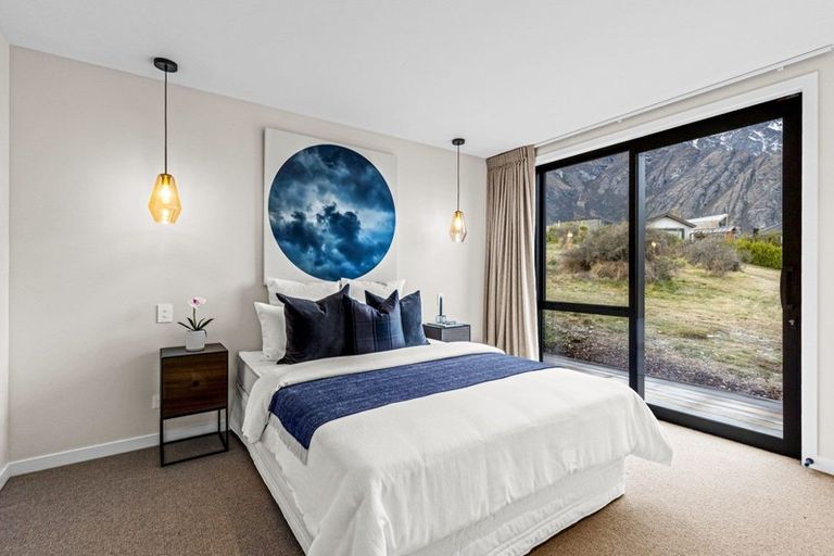 Photo of property in 4 Mckellar Drive, Jacks Point, Queenstown, 9371