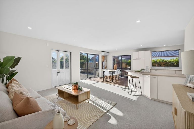 Photo of property in 2/8 Fovant Street, Russley, Christchurch, 8042