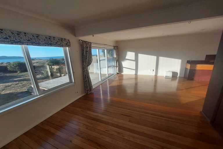 Photo of property in 127-129 Manly Street, Paraparaumu Beach, Paraparaumu, 5032