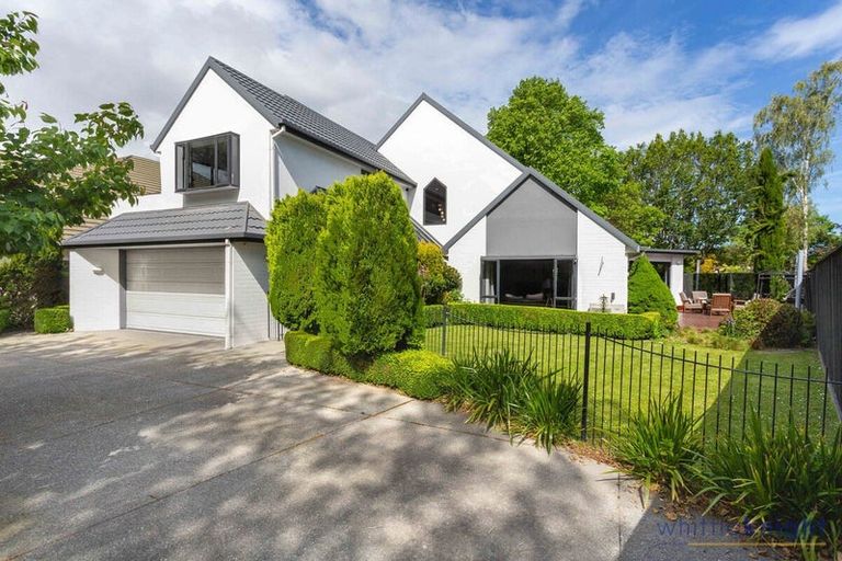 Photo of property in 12 Grangewood Lane, Burnside, Christchurch, 8053