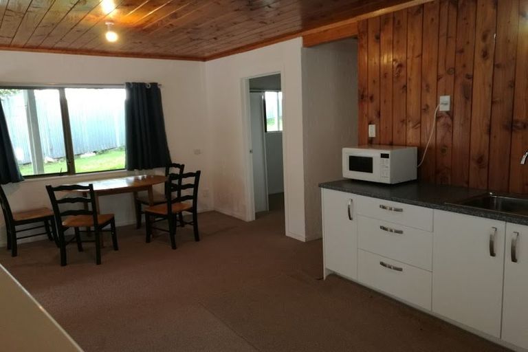 Photo of property in 127 Ocean View Road, Hillcrest, Auckland, 0627