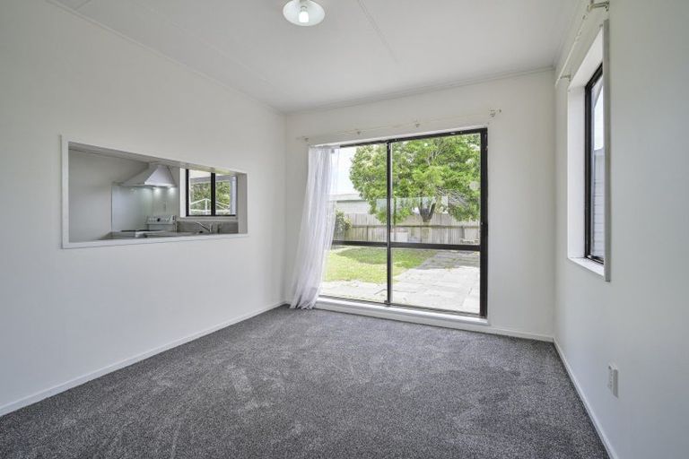 Photo of property in 28 Ramsey Crescent, Flaxmere, Hastings, 4120