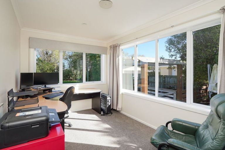 Photo of property in 10 Joseph Street, Waverley, Invercargill, 9810